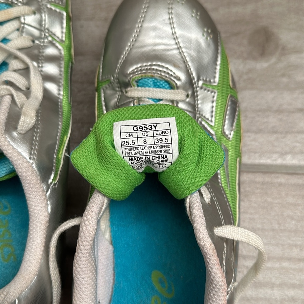 ASICS Track Cleats - Picture 7 of 11